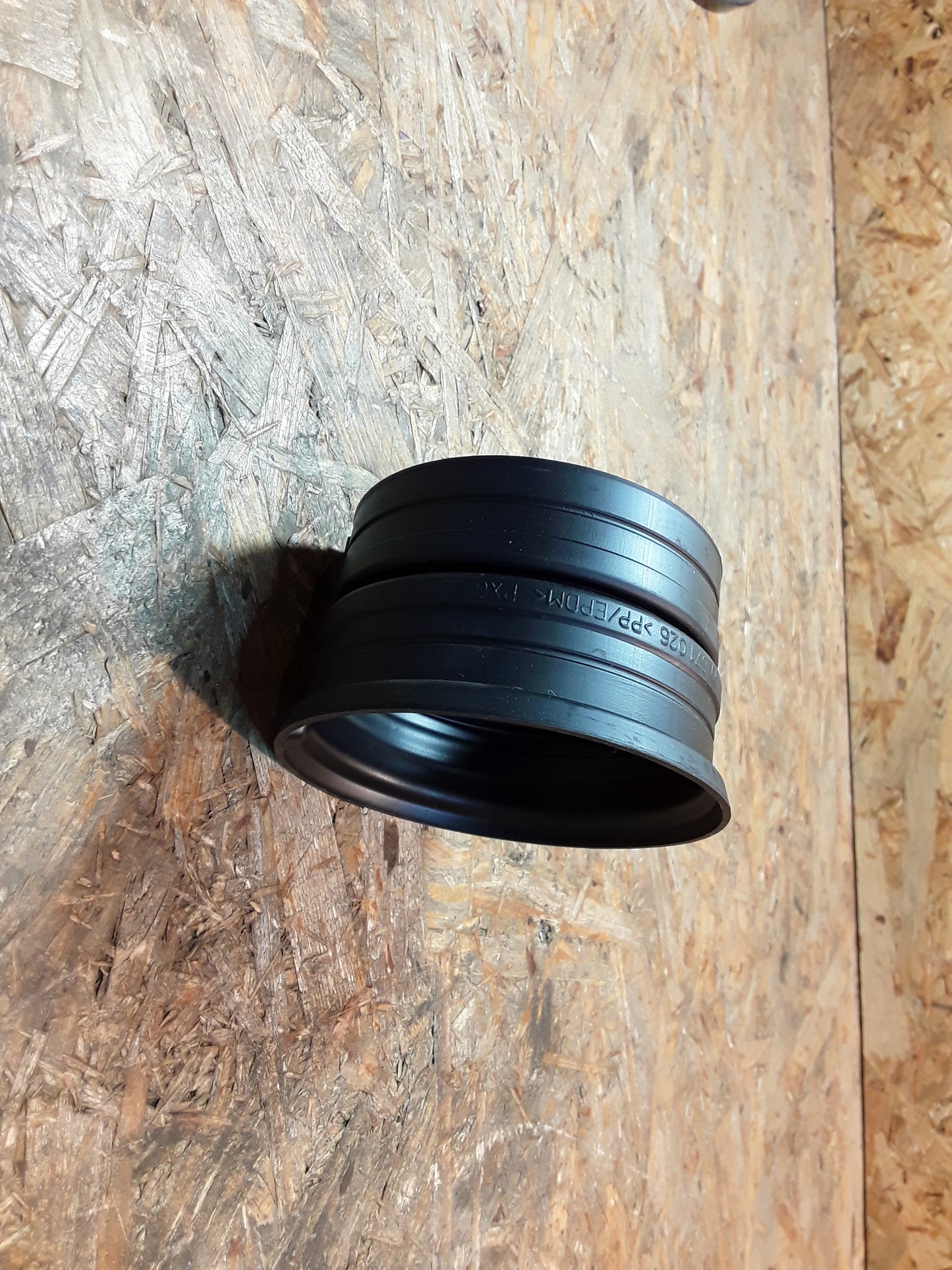 Vectra B Schlauchbogen Luftreiniger an Luftmassenmesser original GM Opel NEU