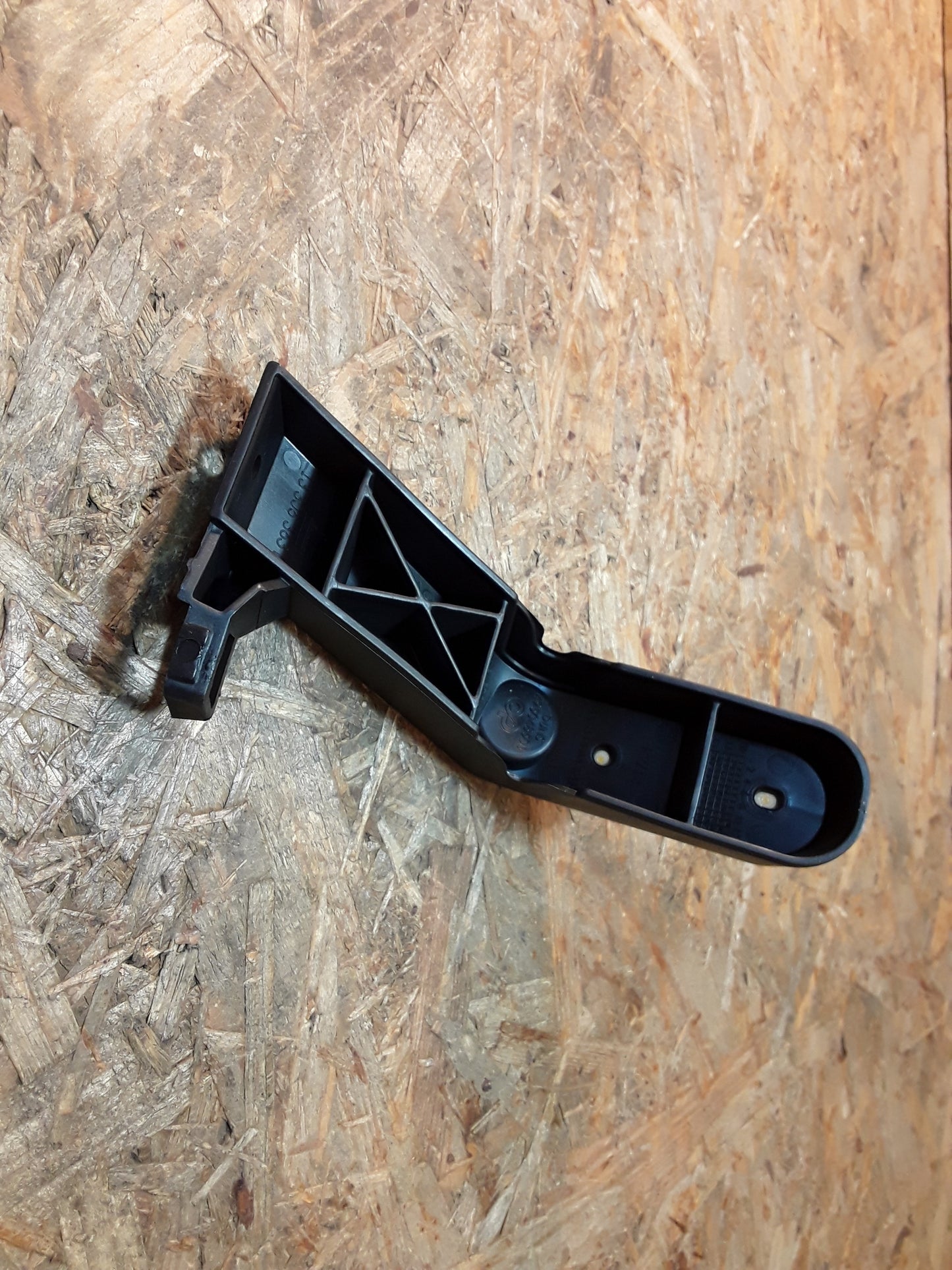 Astra J Halter Stoßfänger hinten links unten original GM Opel NEU