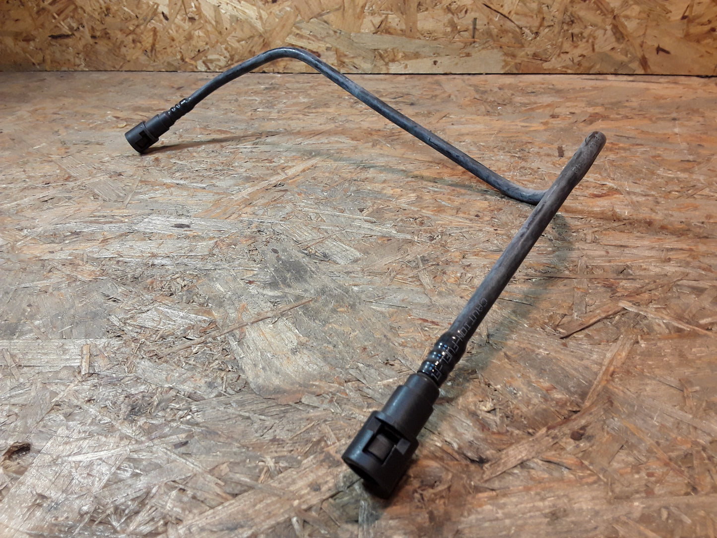 Original GM Opel Leitung Kraftstoffrücklauf hinten 9129789 Corsa C