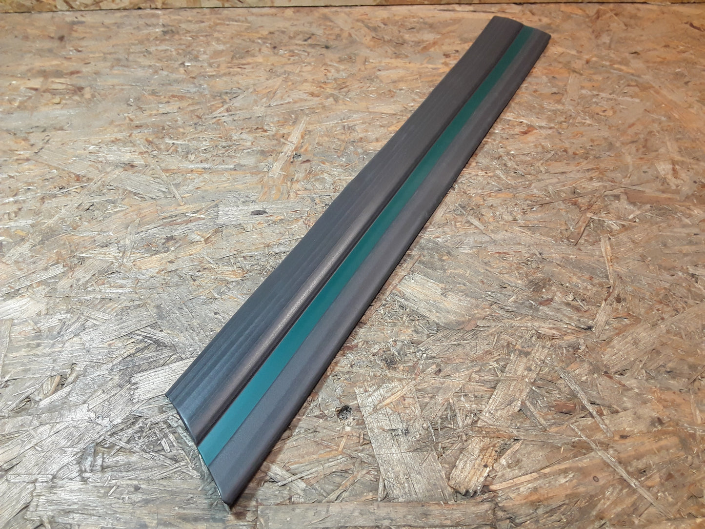 Original GM Opel Zierleiste Hintertür links blaugrau/admiralblauer Streifen 90429811 Corsa A