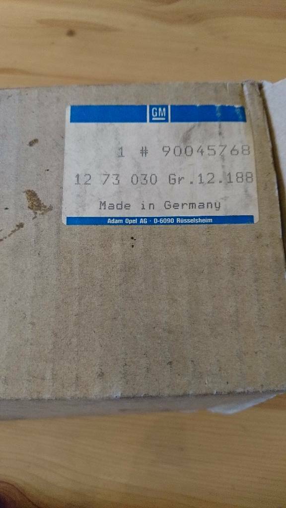 Original GM Opel Rekord E Caravan Heckscheibenwischermotor Neu