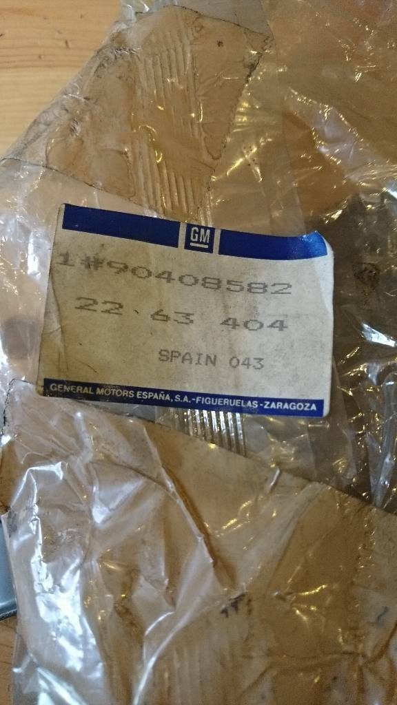 Corsa B Tigra A Sitzverkleidung Schanierabdeckung neu original GM
