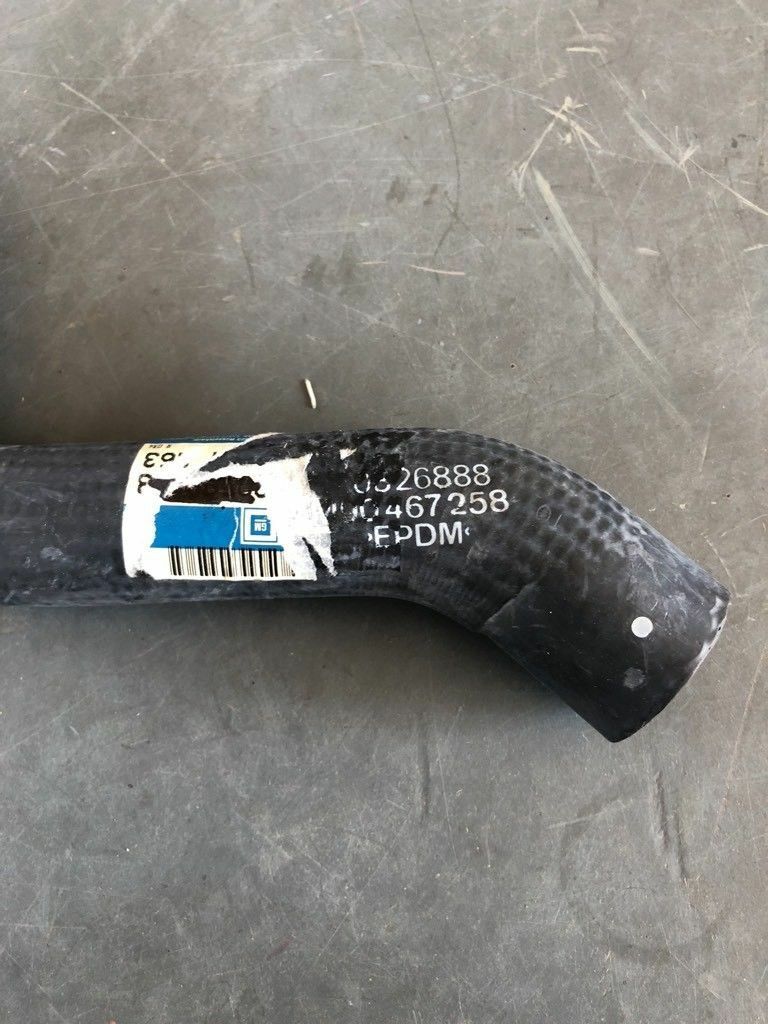 Original GM Opel Omega B Kühlwasserschlauch *NEU*