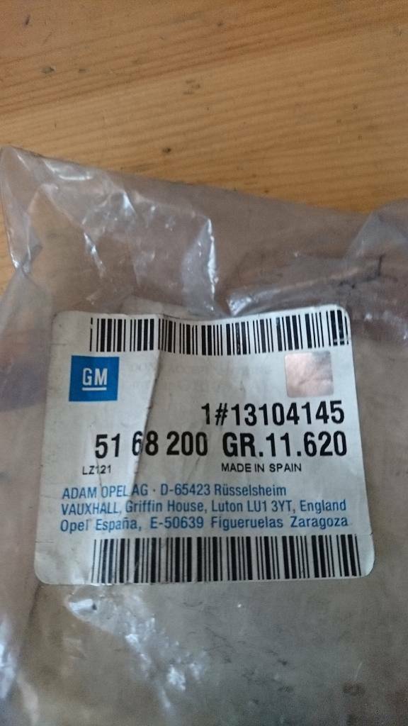 Agila A Corsa C Blende Ausrückhebel Rücksitz neu original GM