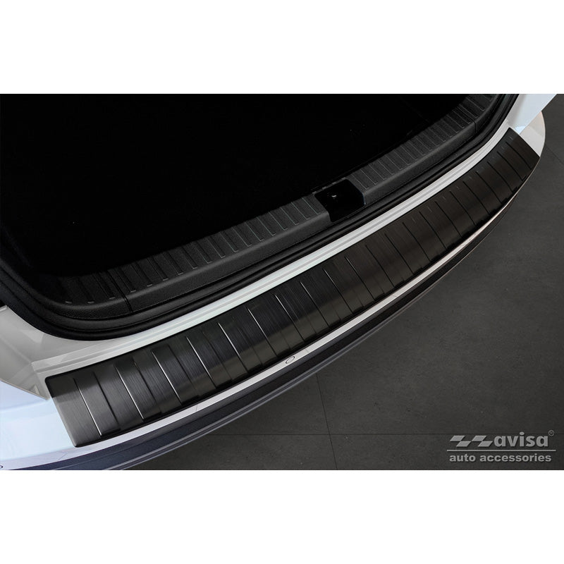 Schwarz Edelstahl Heckstoßstangenschutz passend für Skoda Karoq Facelift 2022- + Sportline Facelift 2022- 'Ribs'