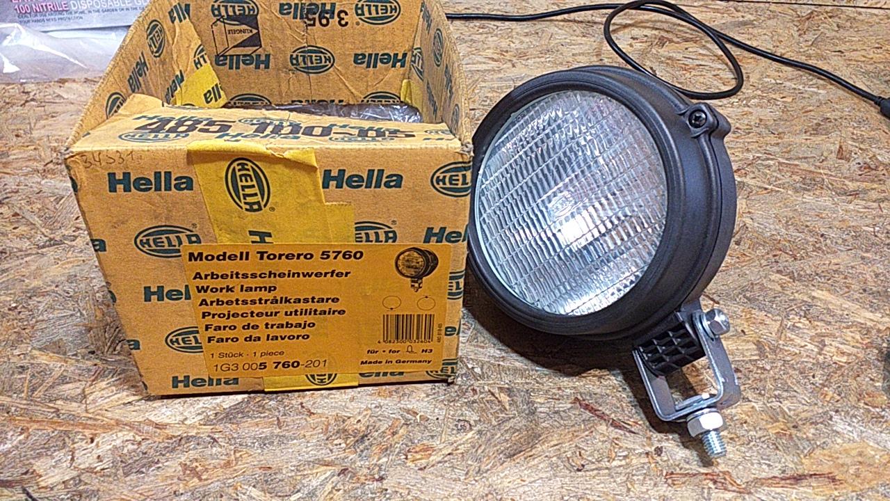 Oldtimer Youngtimer Arbeitsscheinwerfer original Hella NEU