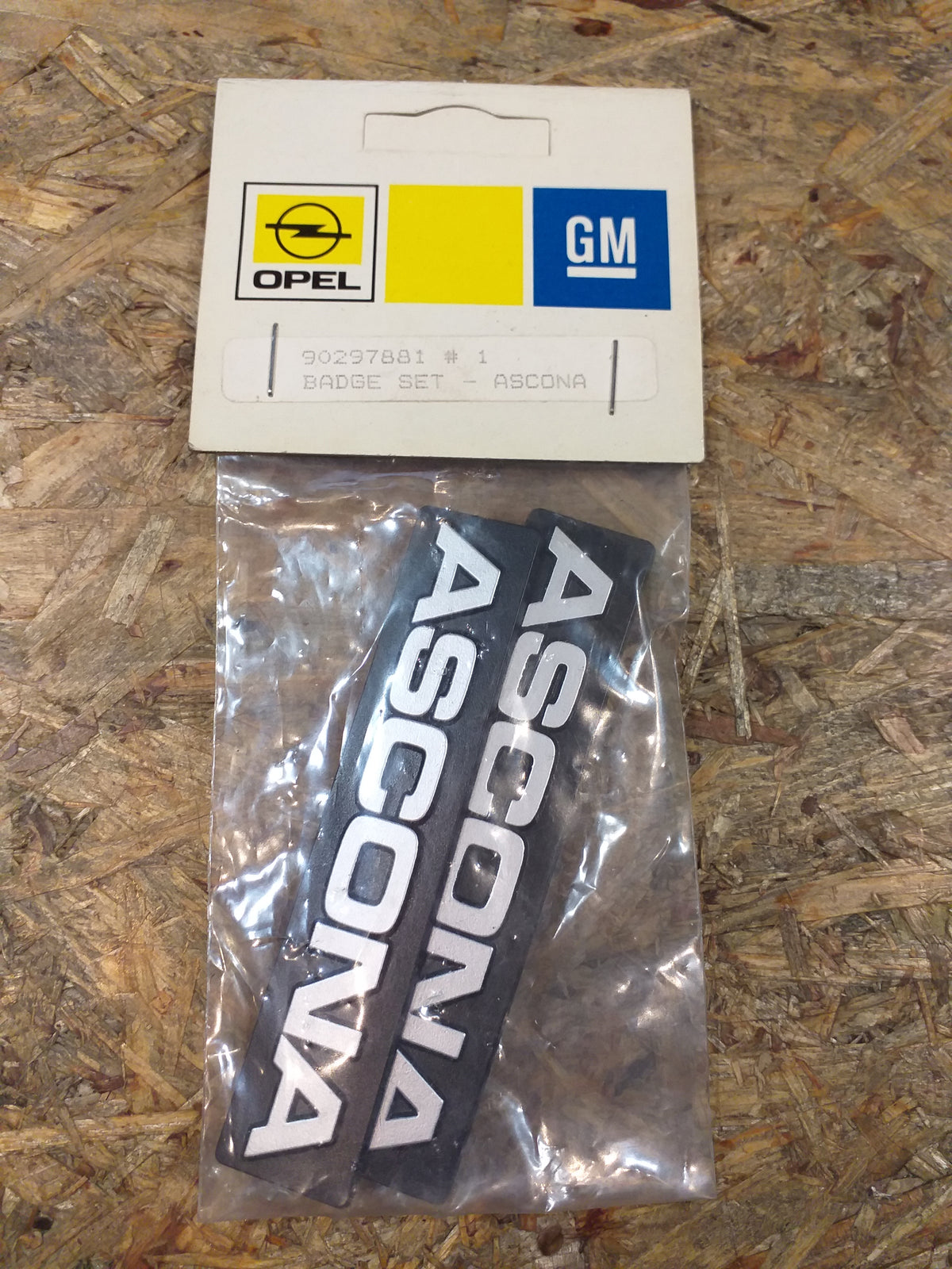 Ascona Emblem Schmutzfänger original GM Opel NEU