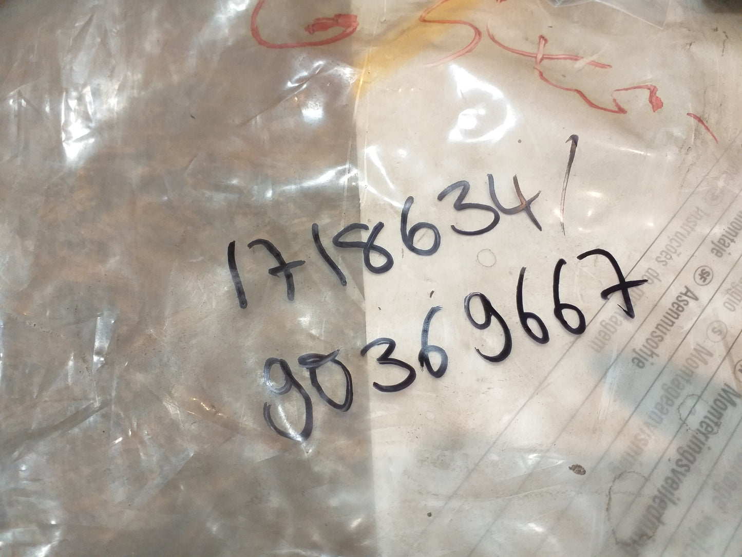 Omega Bj 91 Schmutzfänger vorne original GM Opel NEU