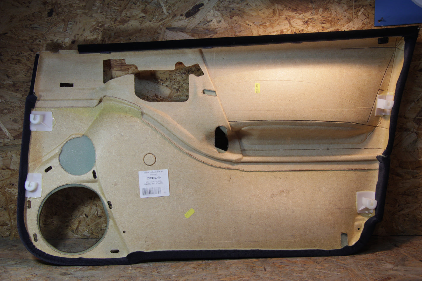Original GM Opel Türverkleidung Vordertür links schwarz Austattungscode: XXCZ, XXDK, XXDL, XXEX, XXFD 90362967 Astra F