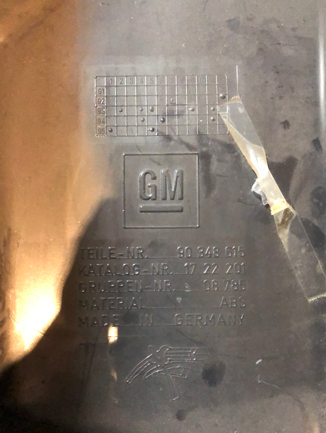 Original GM Opel Vectra A Kofferraumwanne Selten Neu