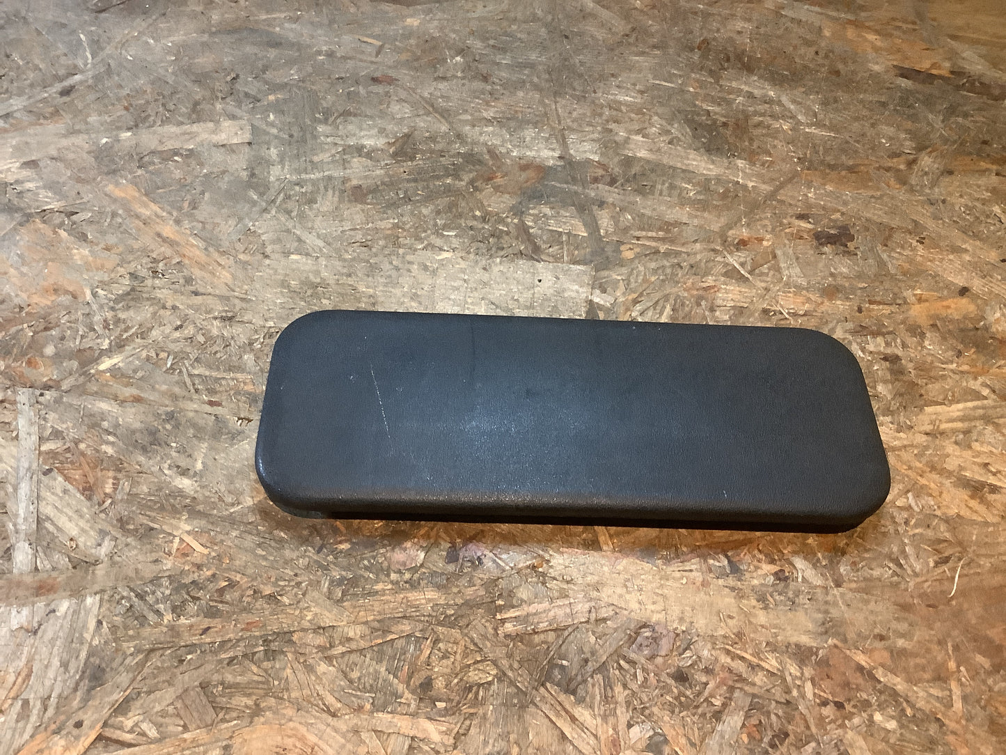 VW Golf I Blende/Abdeckung für Heckklappe Original VW Audi NEU