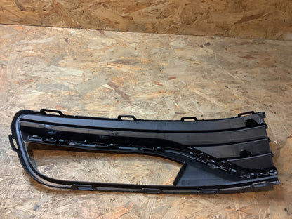 Nebelscheinwerfer Gitter Blende vorne rechts für VW Polo V 6R1 6C1 Bj. 2014-2017