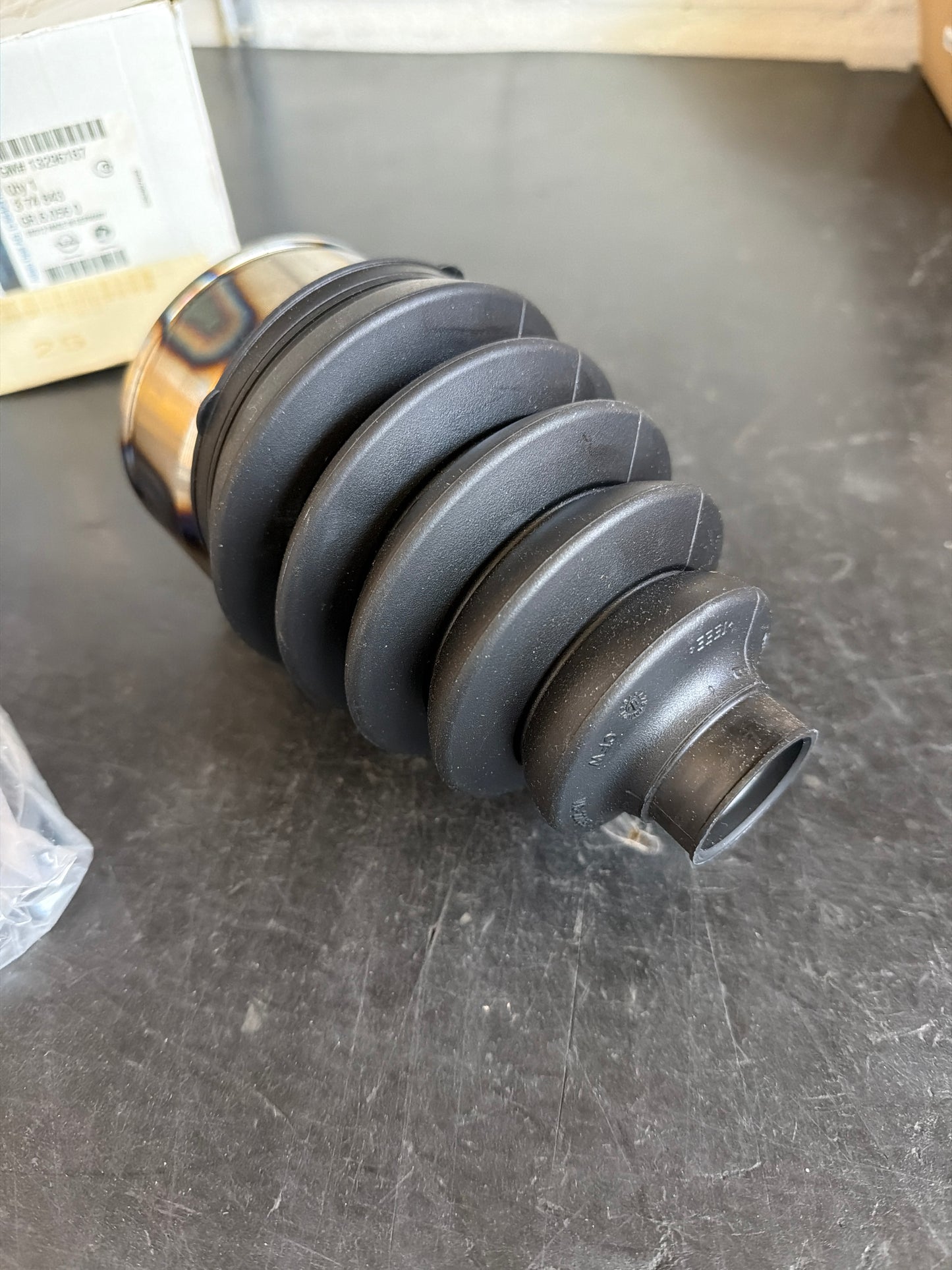 Original GM Opel Astra J Antriebswellen Gelenk NEU