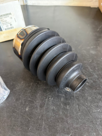 Original GM Opel Astra J Antriebswellen Gelenk NEU