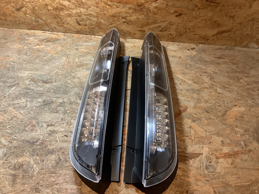 Tuning-Tec LED Rückleuchten für Ford Focus MK2 04-08 schwarz