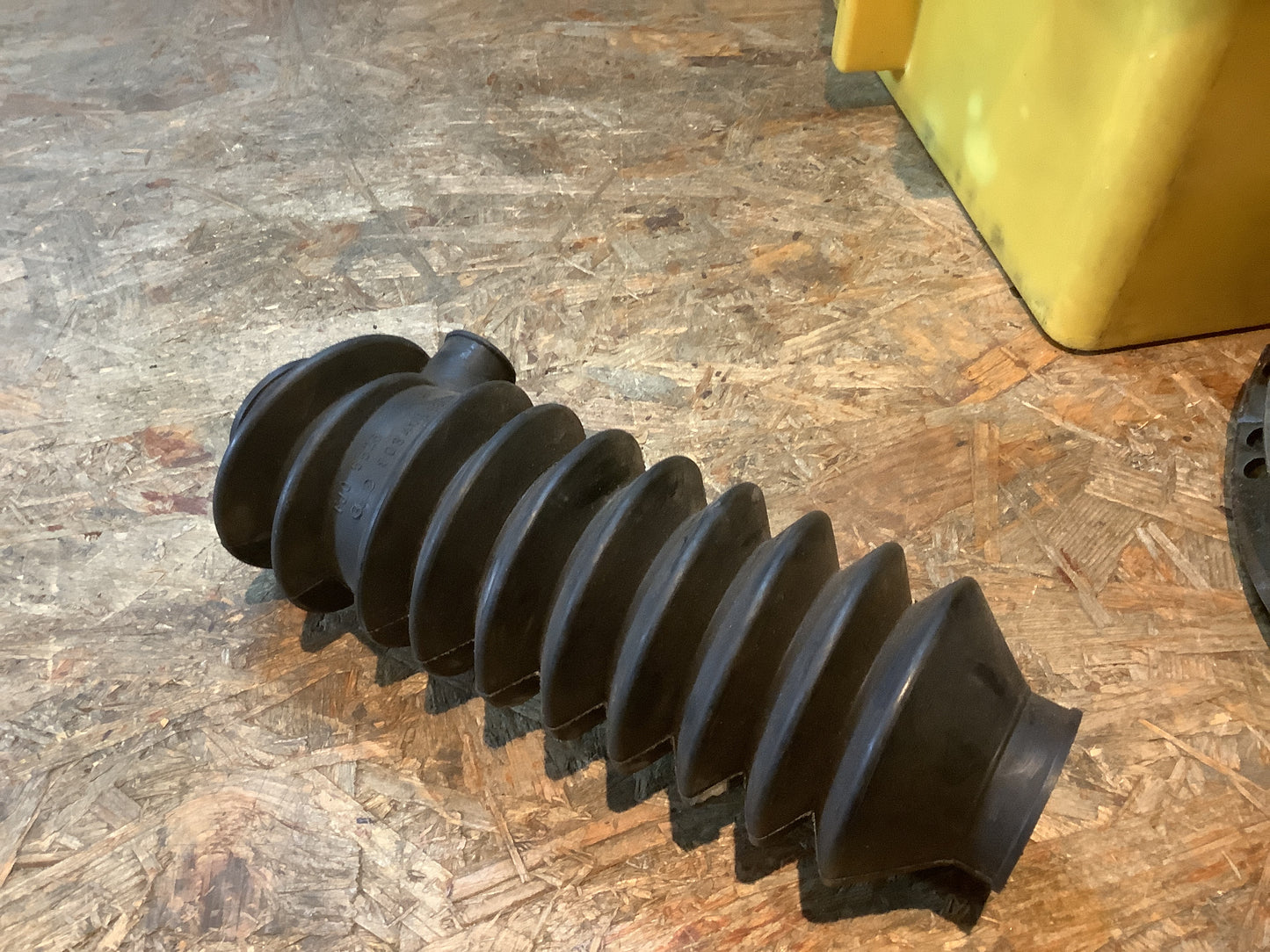 VW Bus Bj. 80-92 Manschette Lenkgetriebe Original VW NEU