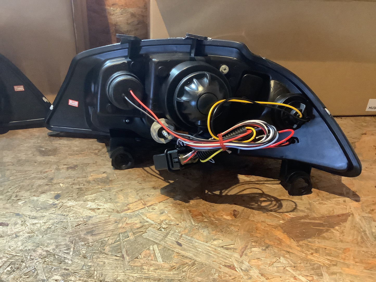 Tuning-Tec LED Tagfahrlicht Scheinwerfer für Seat Ibiza 6L 02-08 schwarz mit LED Blinker