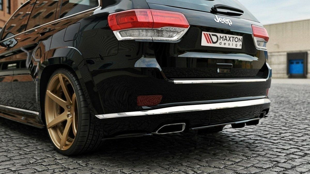Maxton Mittlerer Diffusor Heck Ansatz für Jeep Grand Cherokee WK2 Summit Facelift DTM LOOK schwarz Hochglanz