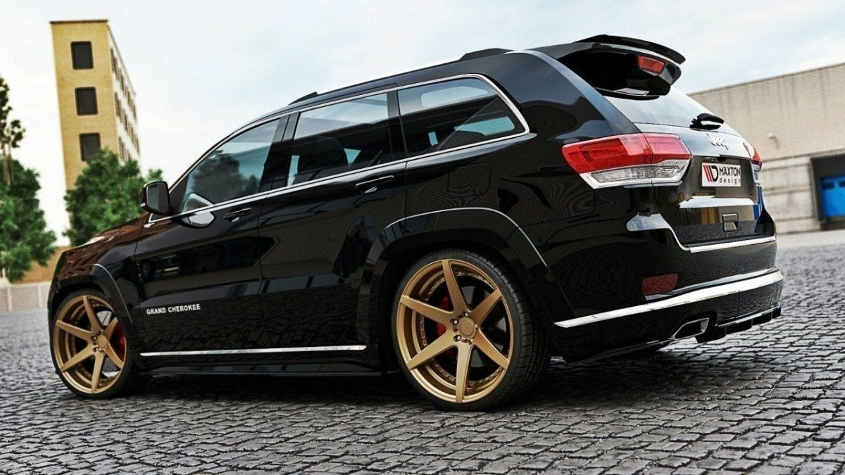Maxton Mittlerer Diffusor Heck Ansatz für Jeep Grand Cherokee WK2 Summit Facelift DTM LOOK schwarz Hochglanz