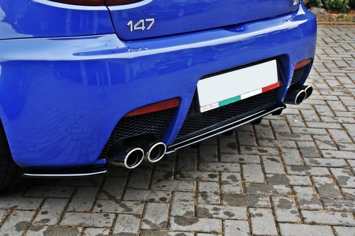 Maxton Mittlerer Diffusor Heck Ansatz für ALFA ROMEO 147 GTA DTM LOOK schwarz Hochglanz
