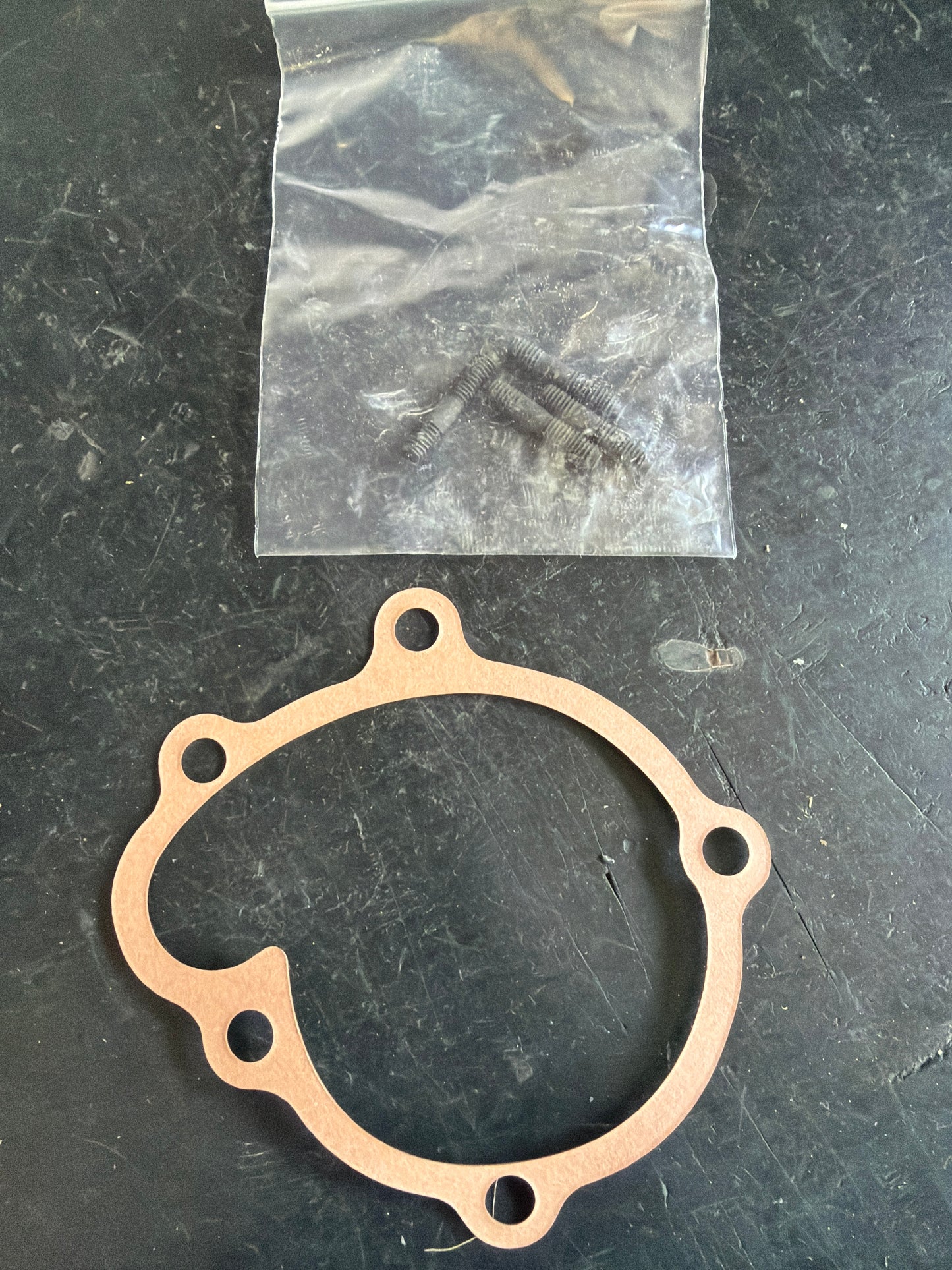 Original GM Opel Corsa A / B 1,5 TD Wasserpumpe NEU