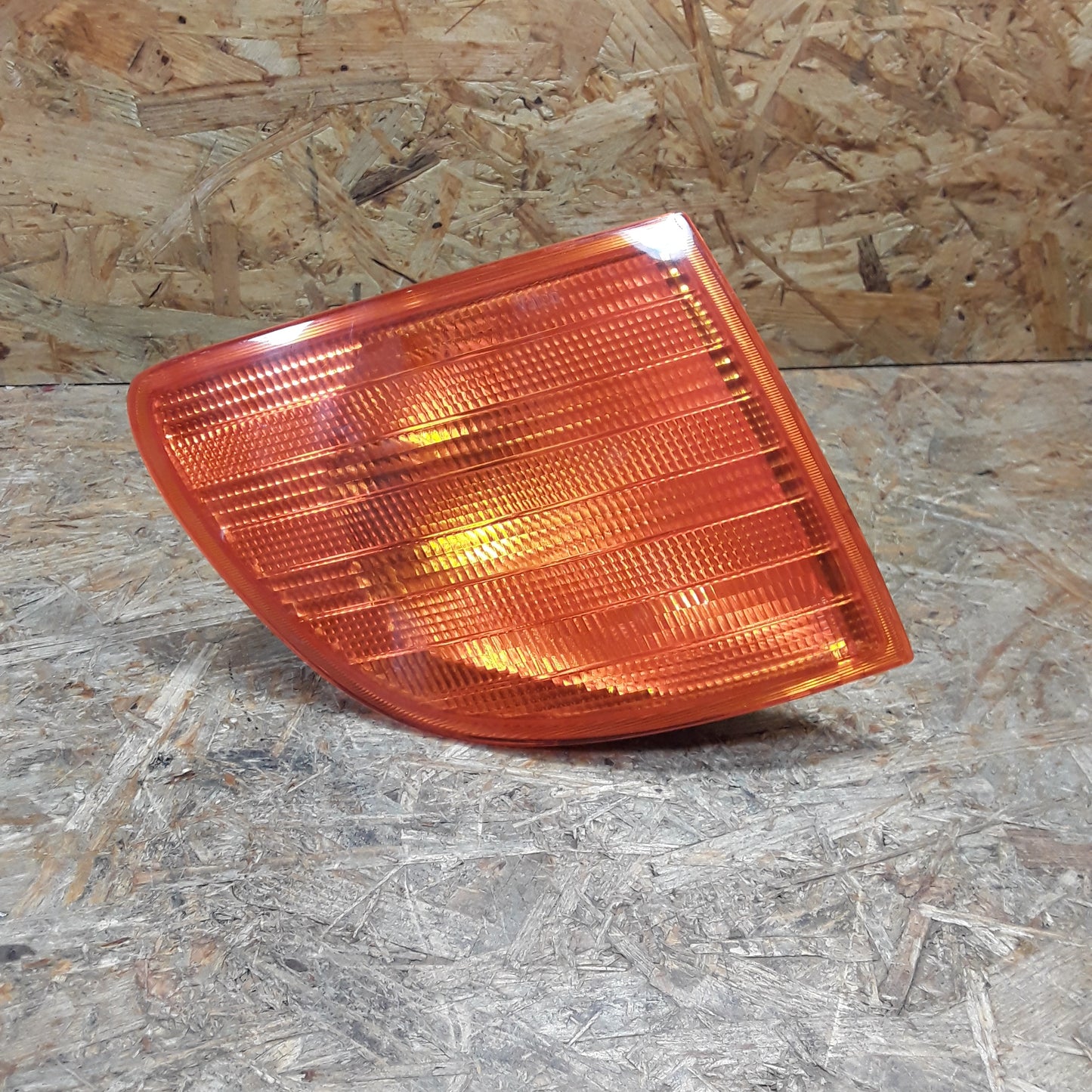 Mercedes Vito Blinker rechts gelb original Valeo NEU