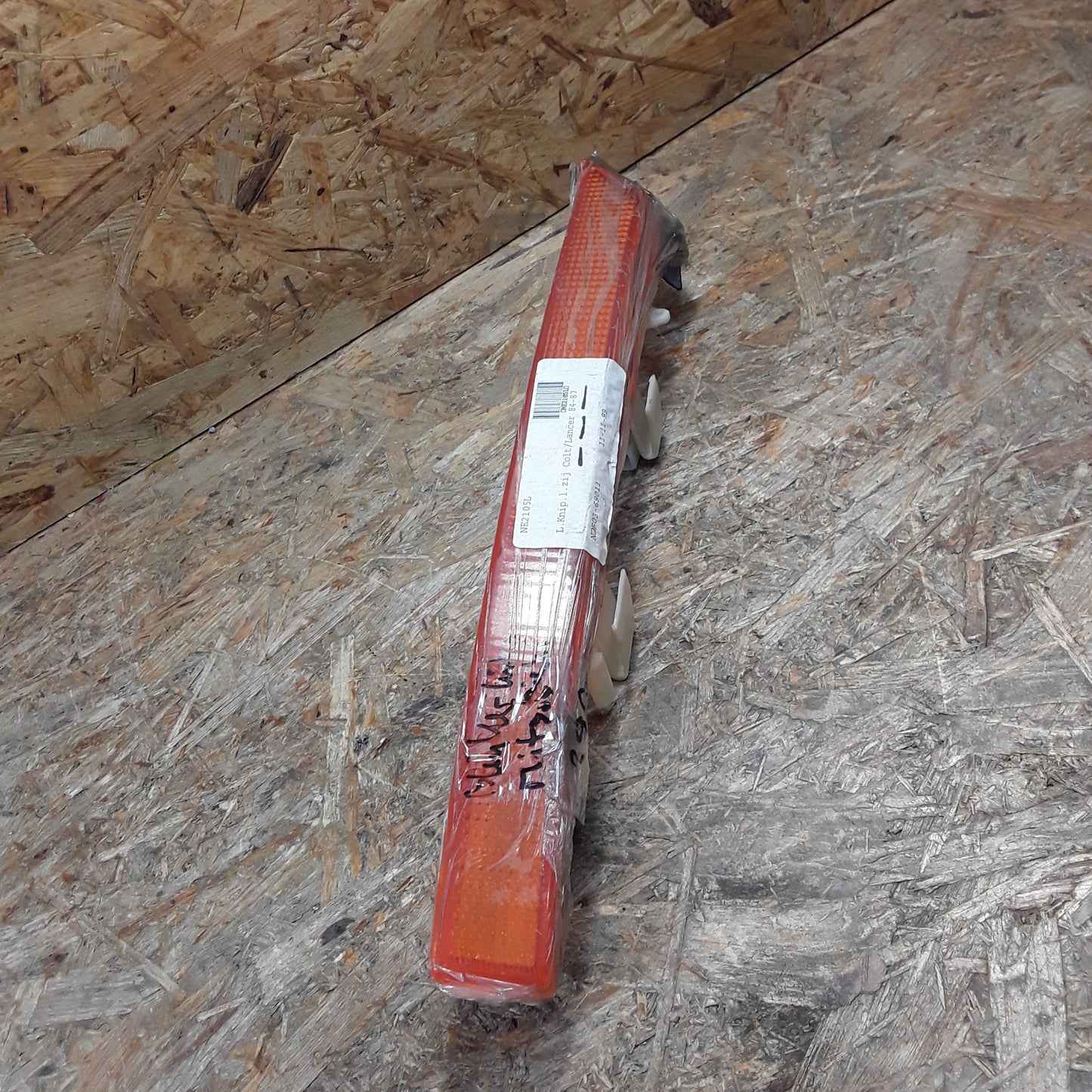 Mitsubishi Colt/ Lancer Bj 84-87 Blinker links original TYC NEU