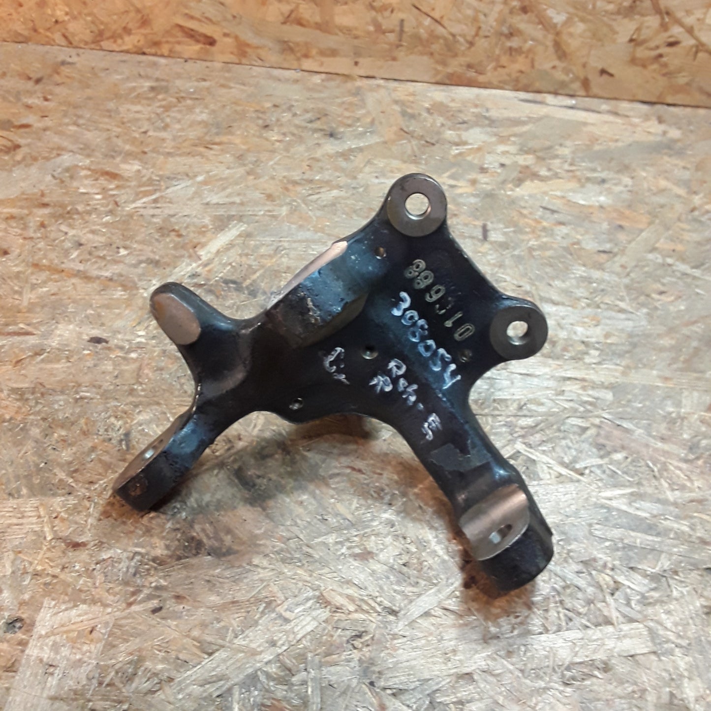 Rekord E Achsschenkel original GM Opel NEU