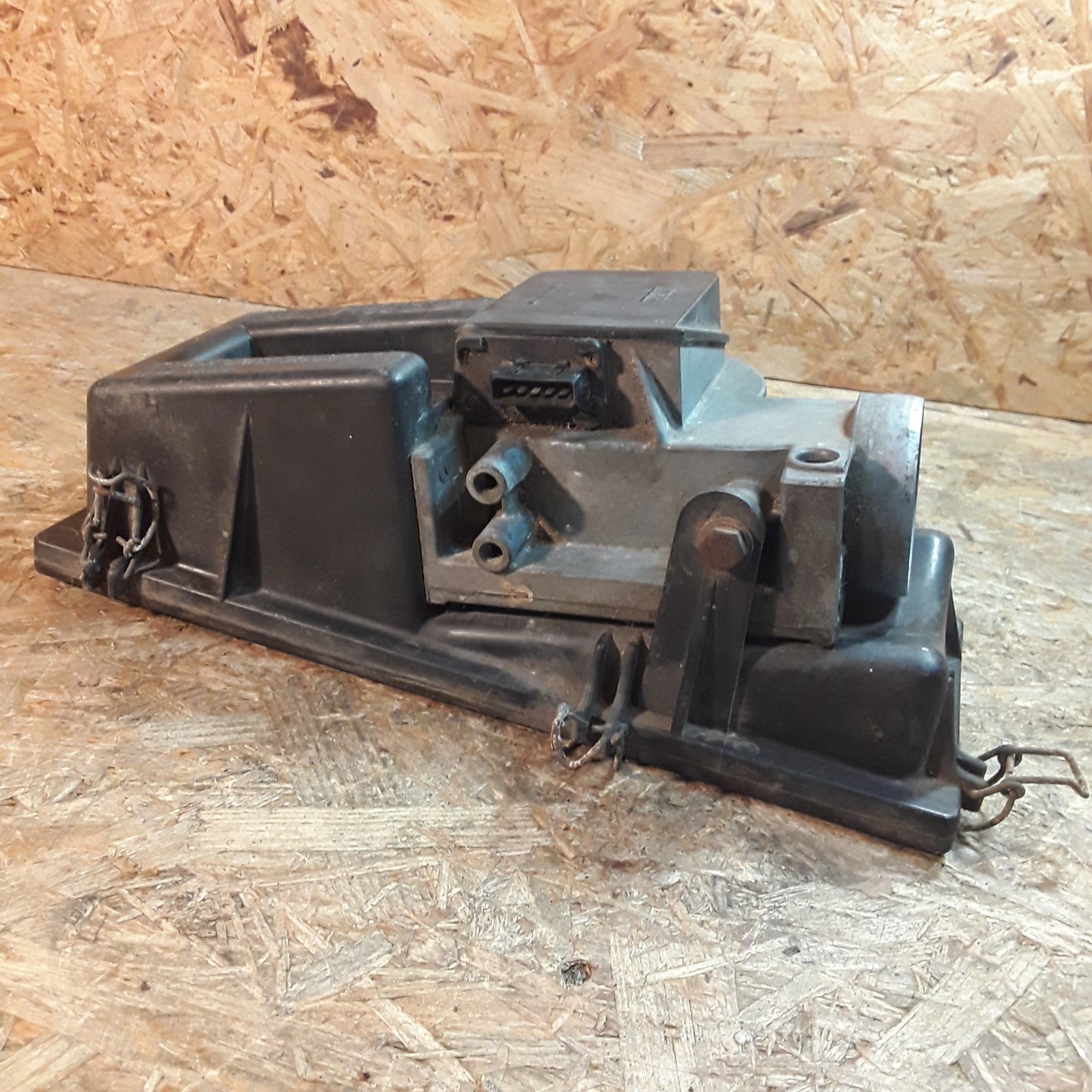 Monza Manta B 2.0l 81Kw 110PS (20E) Rekord E 2,0l Luftmassenmesser mit Gehäusedeckel original GM Bosch GEBRAUCHT
