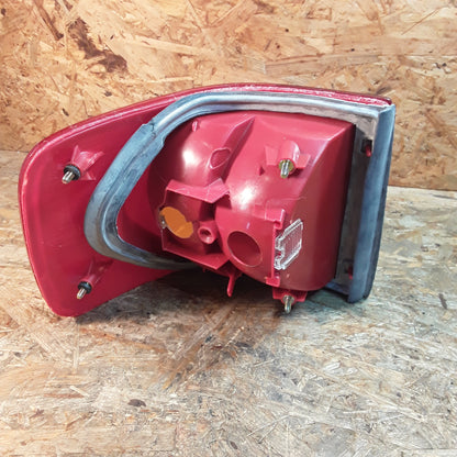 Audi 80 B4 Berlina Bj 9.91-1.95 Rückleuchte original MagnetiMarelli NEU