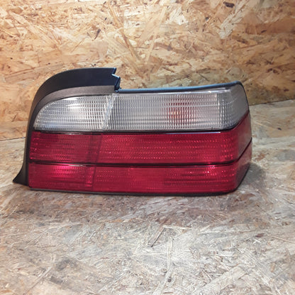 BMW Serie 3 E36/2 Coupe Rückleuchte rechts original MagnetiMarelli NEU