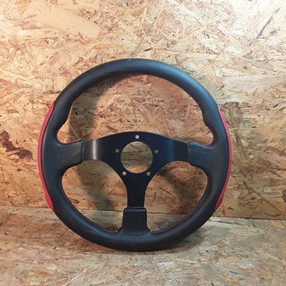 Diverse Fahrzeuge Sportlenkrad 35cm Durchmesser Leder-Optik Rot innen/außen original Victor NEU