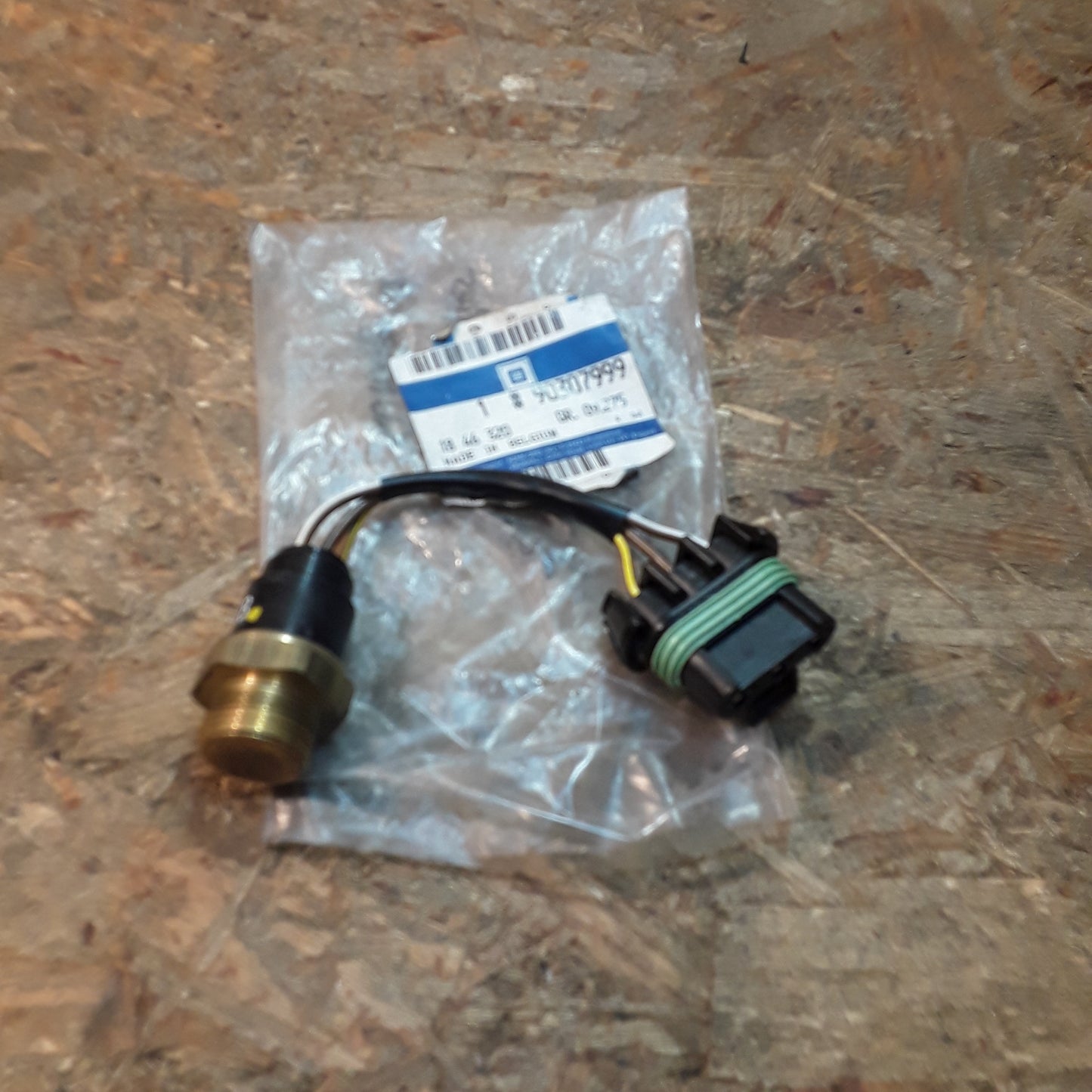 Omega A Vectra A Temperaturschalter Klimagerät original GM Opel NEU