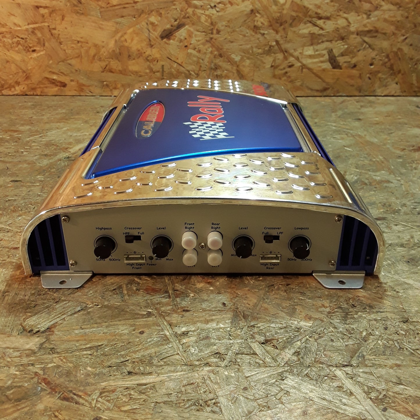 Diverse Fahrzeuge Verstärker 900 Watt original Caliber NEU