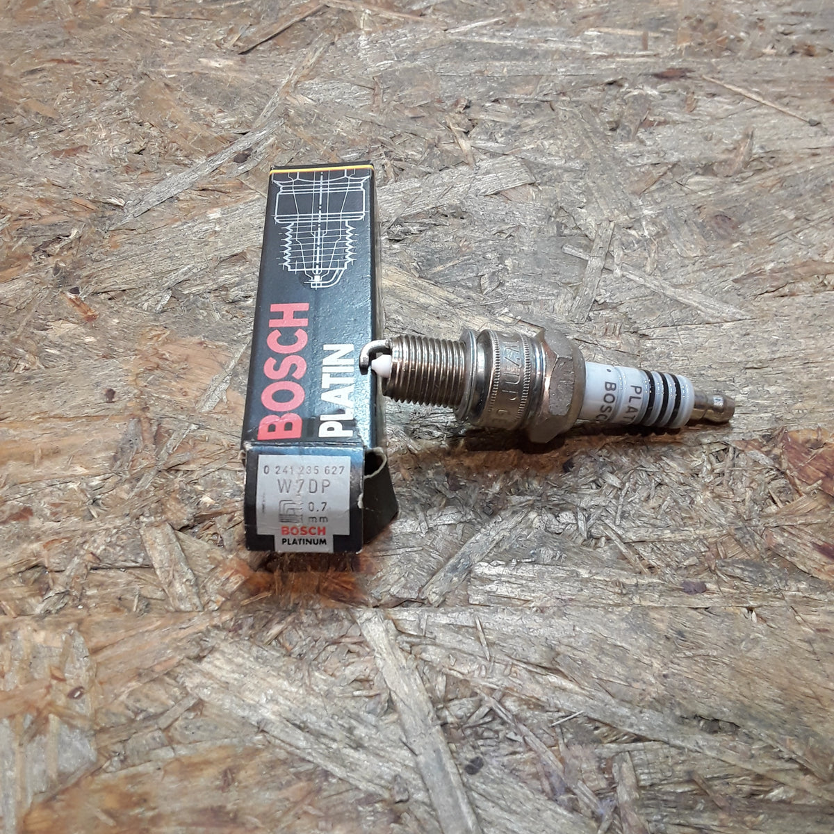 AC Alfa-Romeo Alpina Audi Austin uvm Zündkerze original Bosch NEU