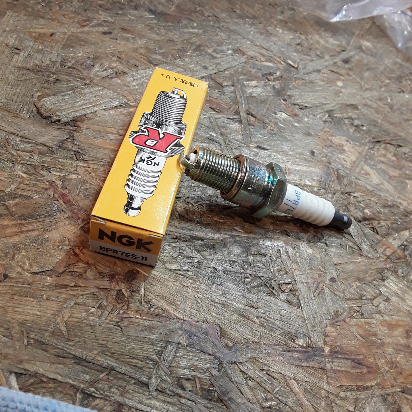 Original NGK Zündkerze
