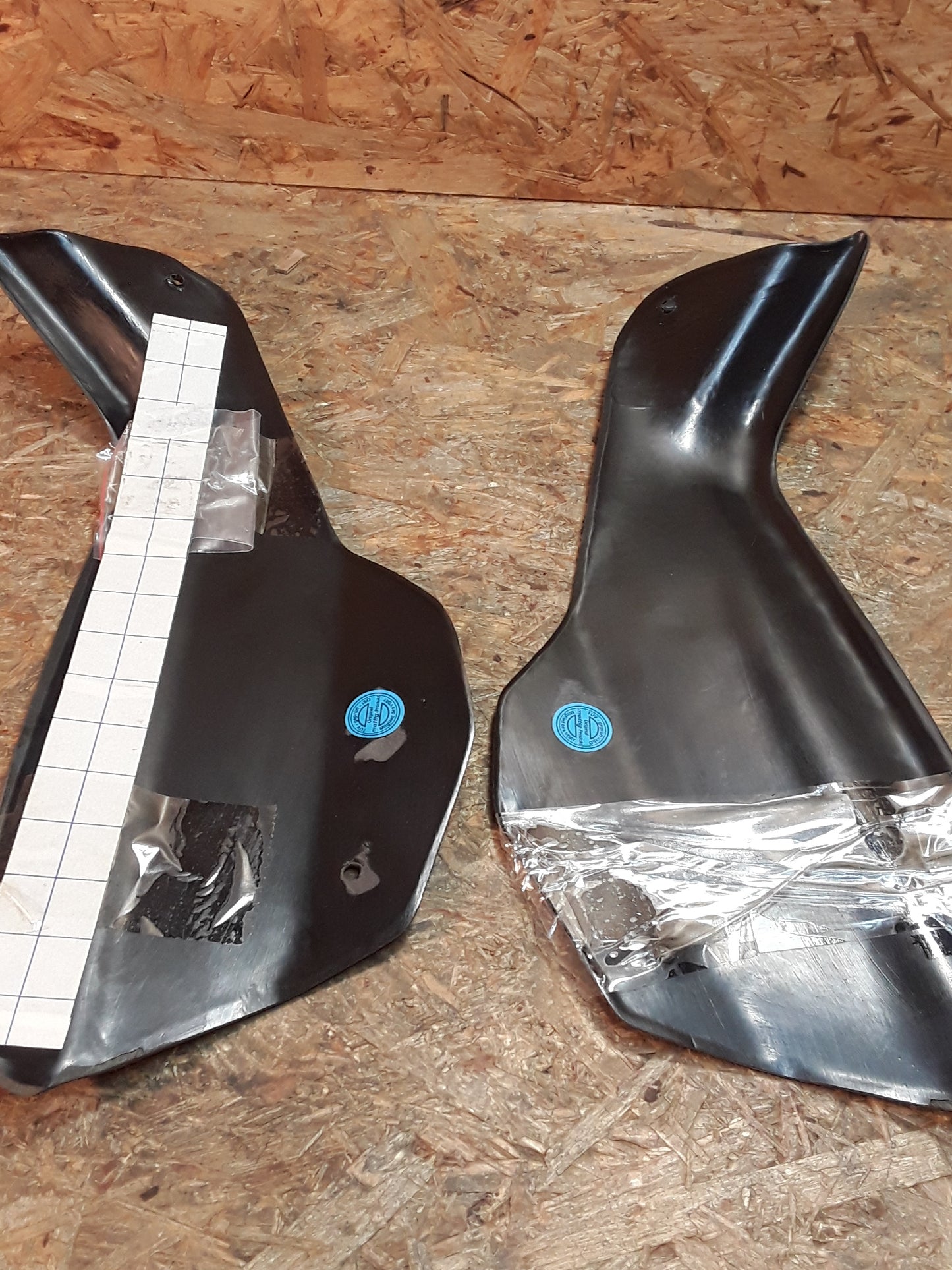Honda CRX Scheinwerferblenden original Mattig NEU