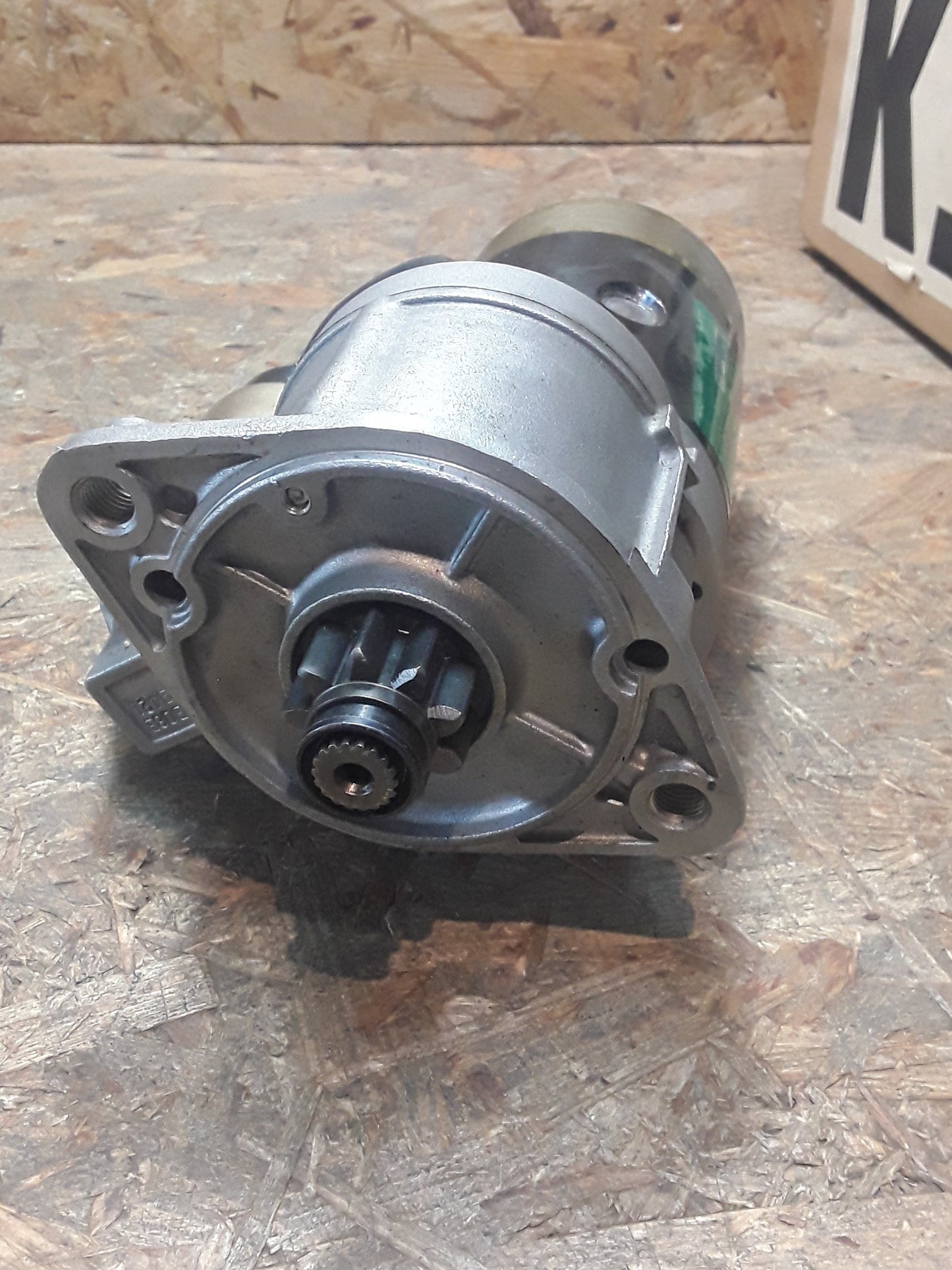 Mitsubishi Cordia Galant Montero Starion Montero Anlasser 1.2KW, 12V original Mitsubishi NEU