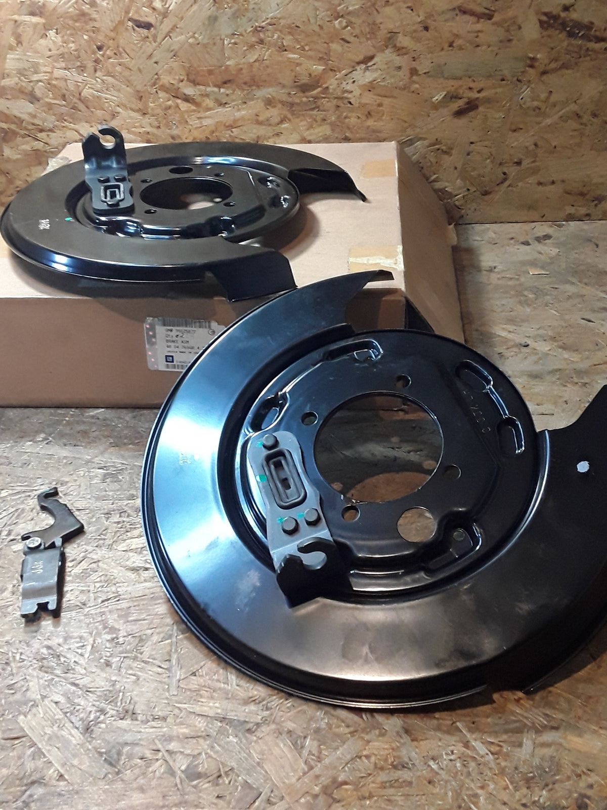 Opel Antara Bremsplatten original GM NEU