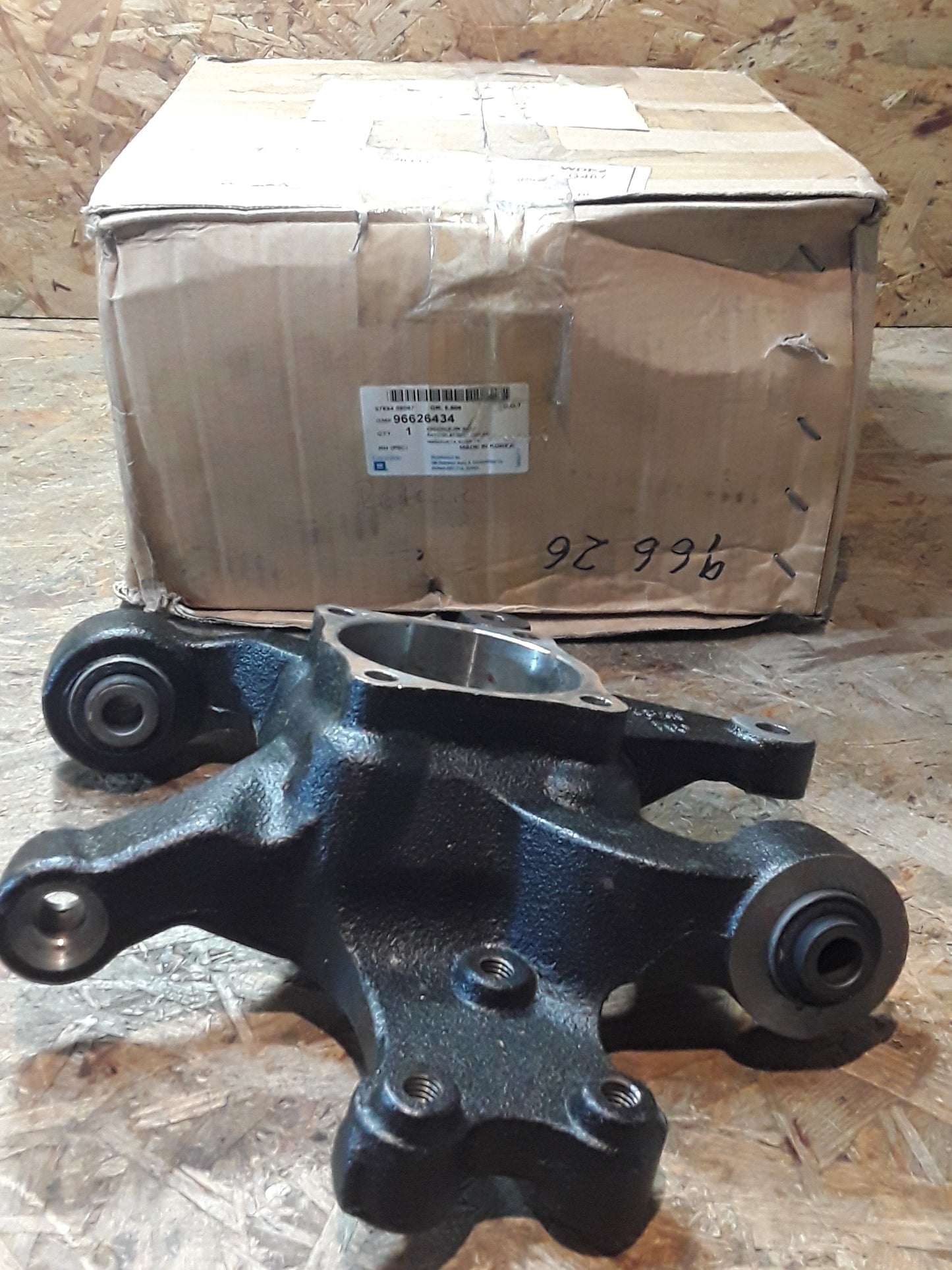 Chevrolet Captiva 2.0l 4WD Achsschenkel H.R original GM NEU