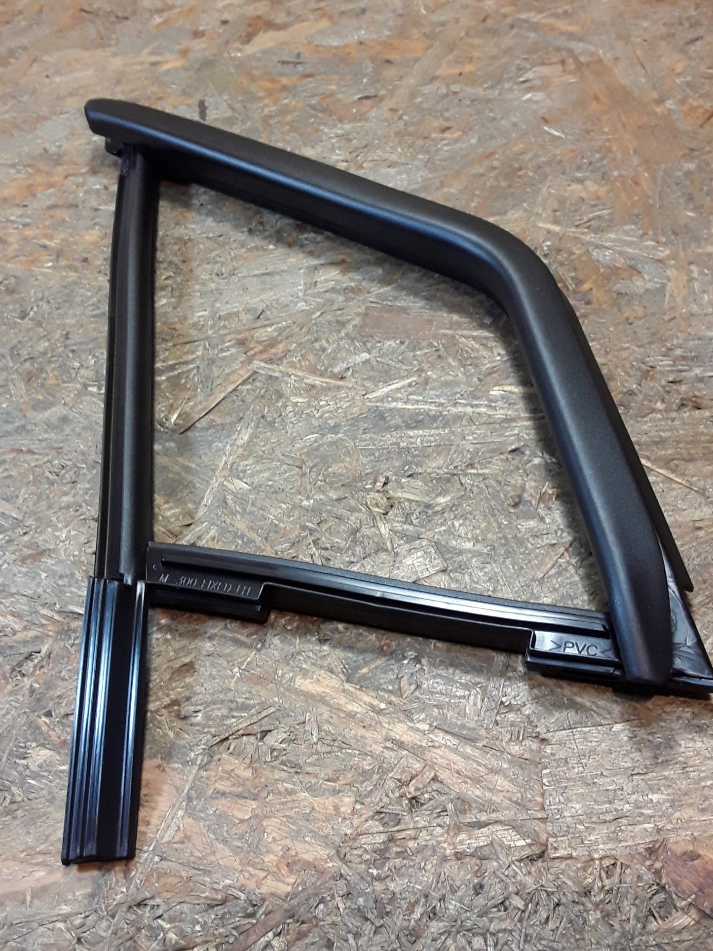 Chevrolet Spark Dichtung Scheinwerfer links Eckfenster original GM NEU
