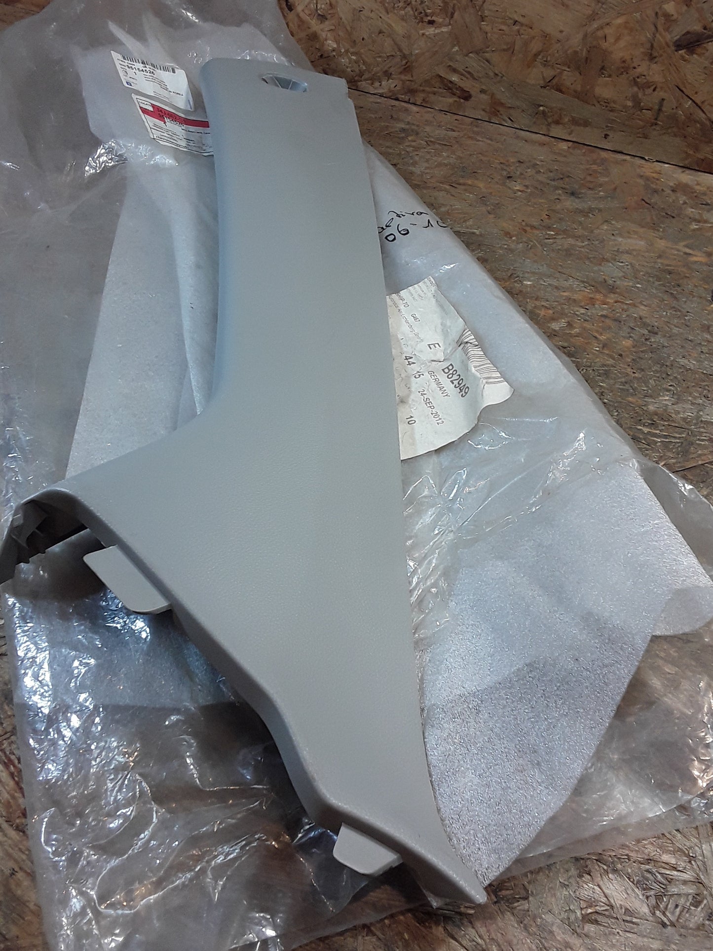 Chevrolet Captiva (C100) Bj 06-10 Verkleidung Federbein original GM NEU
