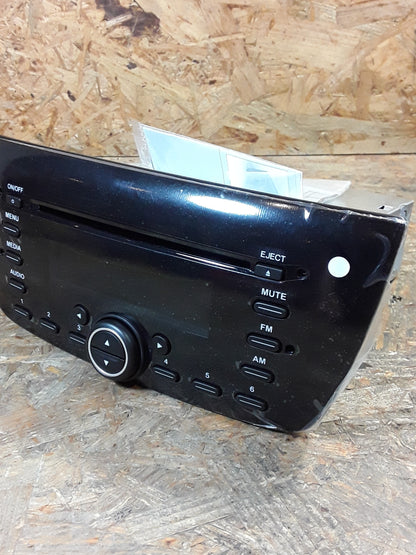 Fiat Doblo Cargo (263_) 1.6D Multijet (Motoren in Beschreibung) Autoradio original Fiat NEU
