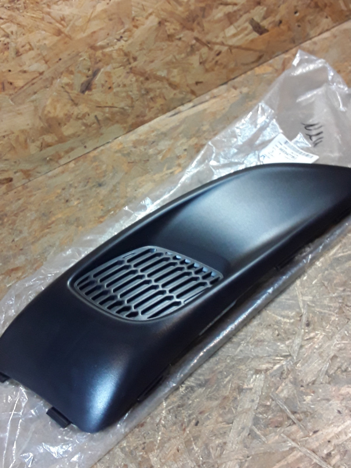 Chevrolet Sonic Bj 12-16 Abdeckung Nebelscheinwerfer rechts original GM NEU