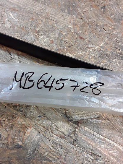 Mitsubishi Pajero ll Bj 91-00 V20 Zier- Schutzleiste, Frontscheibe oben Metall original Mitsubishi NEU