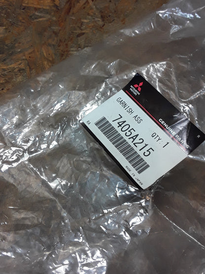 Mitsubishi Eclipse Cross Bj 18-23 Motorhaubengitter original Mitsubishi GEBRACHT