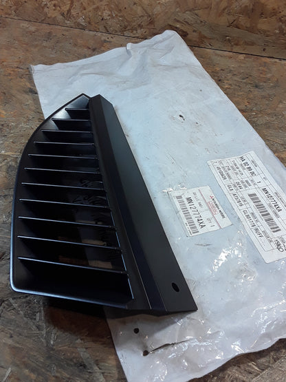 Mitsubishi Colt VI 04-08 Kühlergitter,  Kühlergrill original Mitsubishi NEU