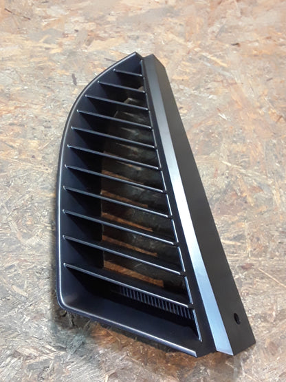 Mitsubishi Colt VI 04-08 Kühlergitter,  Kühlergrill original Mitsubishi NEU