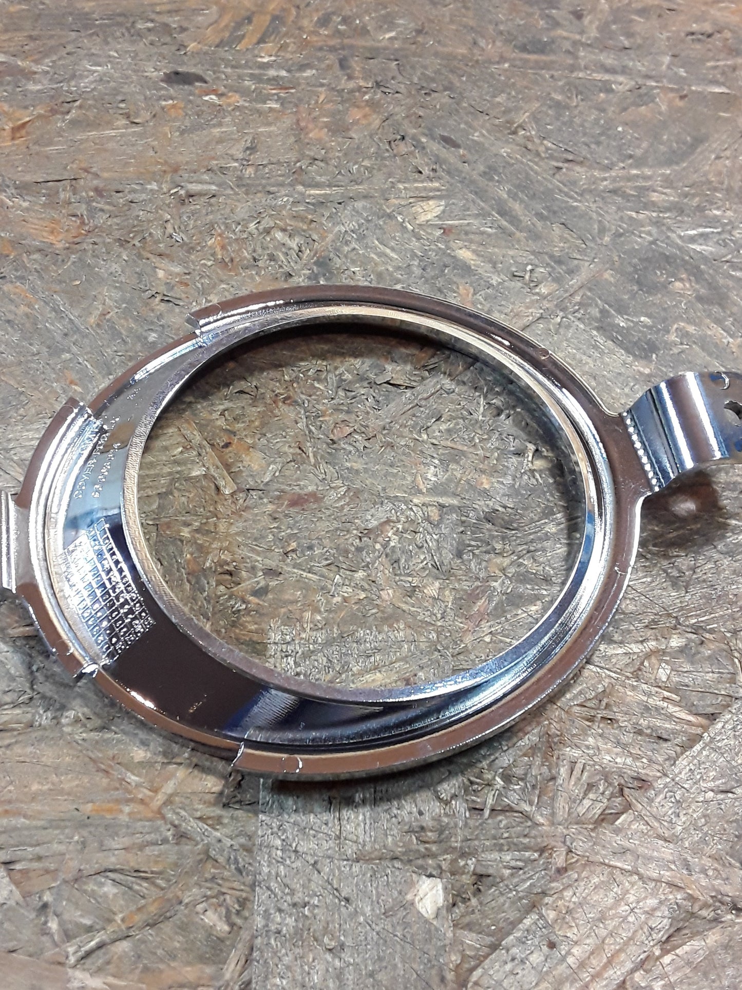 Daewoo Matiz M200 Abdeckung, Zierring Nebelscheinwerfer links Chrom original GM NEU