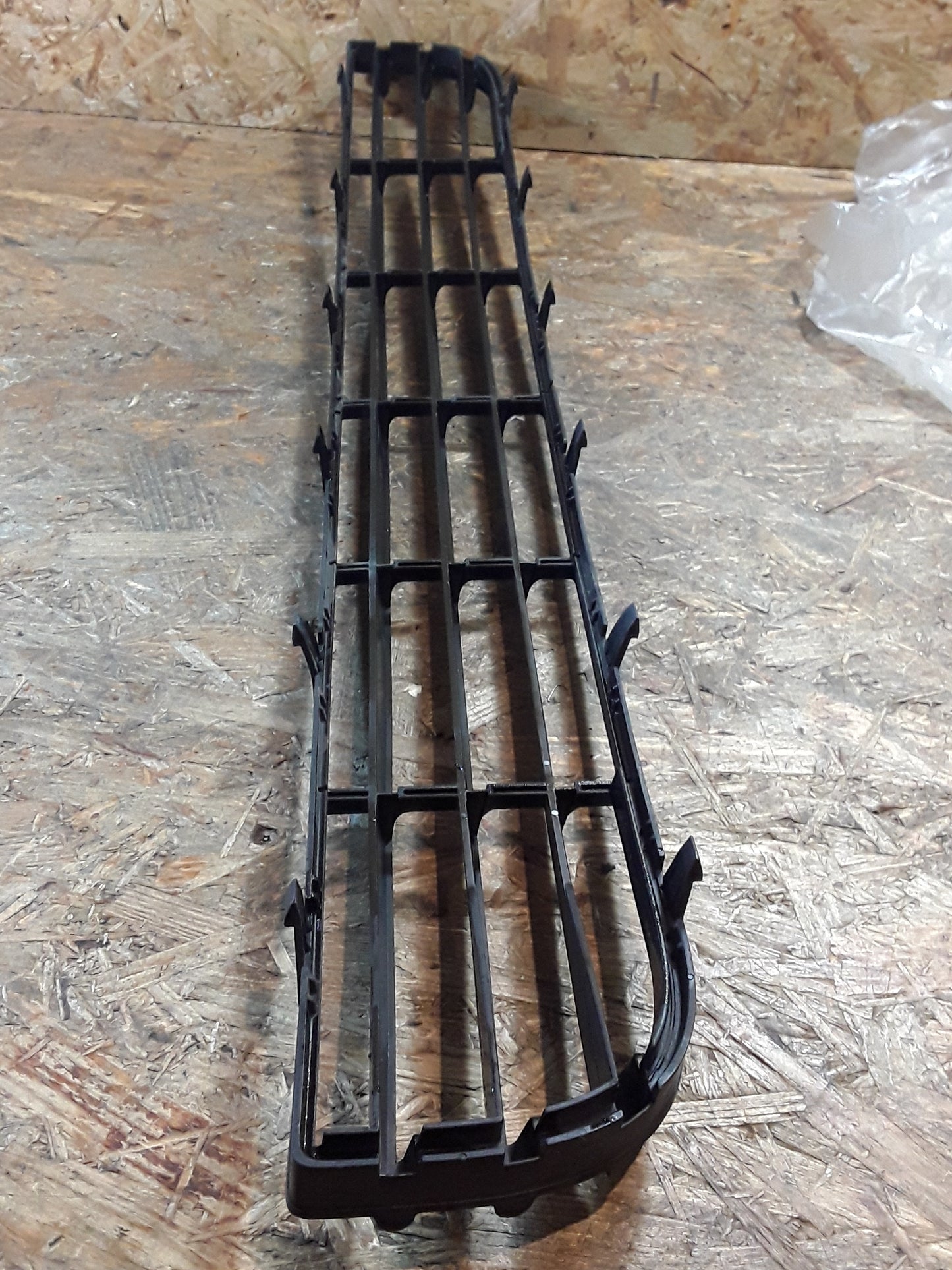 Mitsubishi Colt Z39A Bj 04-08 Frontgrill original Mitsubishi GEBRAUCHT